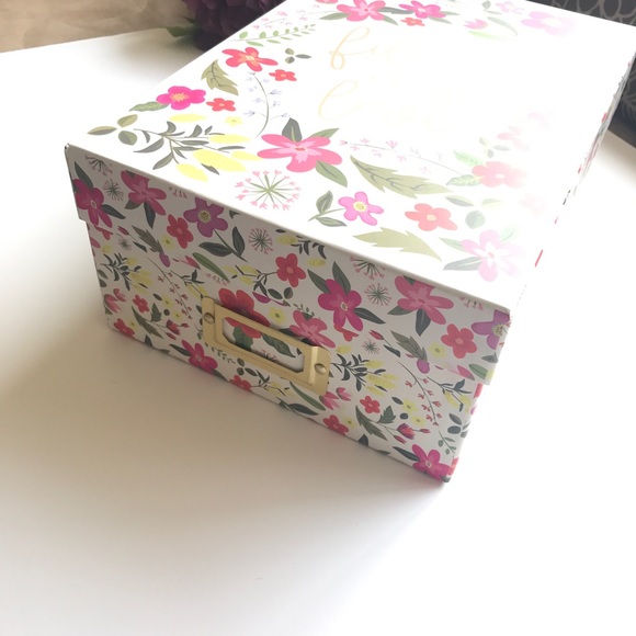 NWT VS MYSTERY box sports bras - Picture 4 of 6